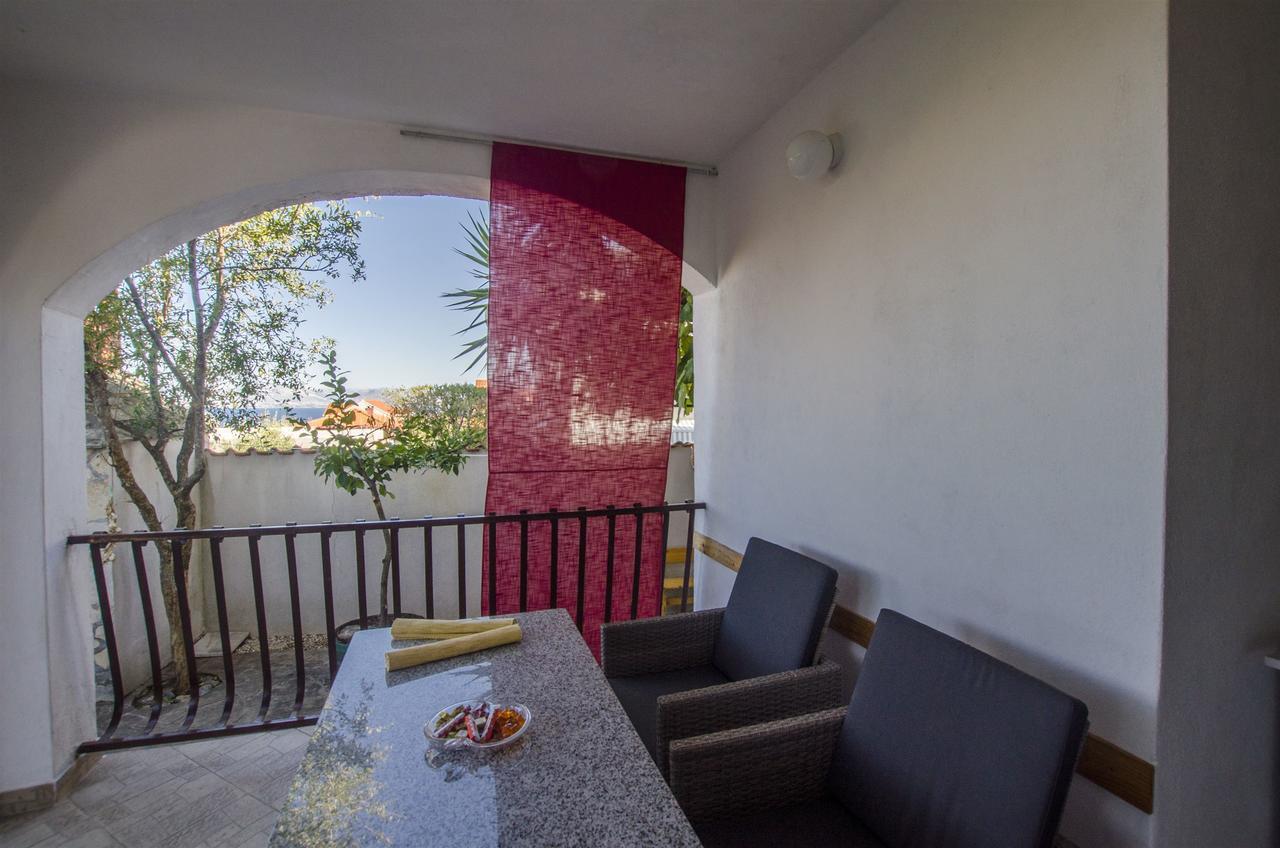Apartments Denis Супетар Экстерьер фото